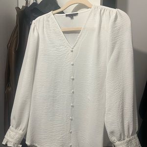 NWOT Adrianna Papell Lace Cuff Faux Button Down Top